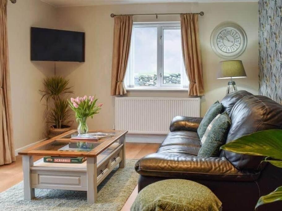 Cremlyn Apartment *